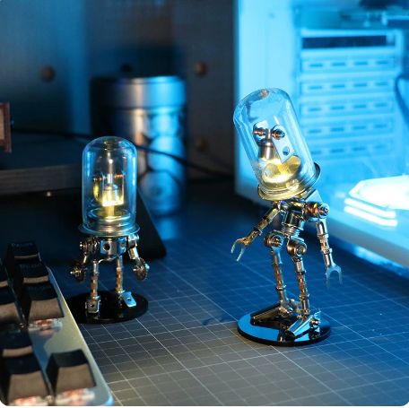 NAUTILUS TOY  Pilot Metal Assembly Model