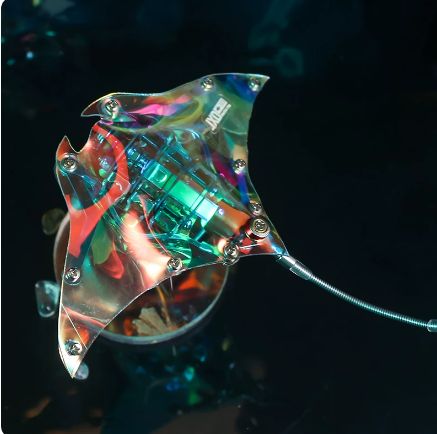 NAUTILUS TOY manta ray Metal Assembly Model
