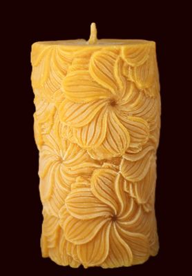 Chloris d'or, bougie artisanale en cire d'abeille