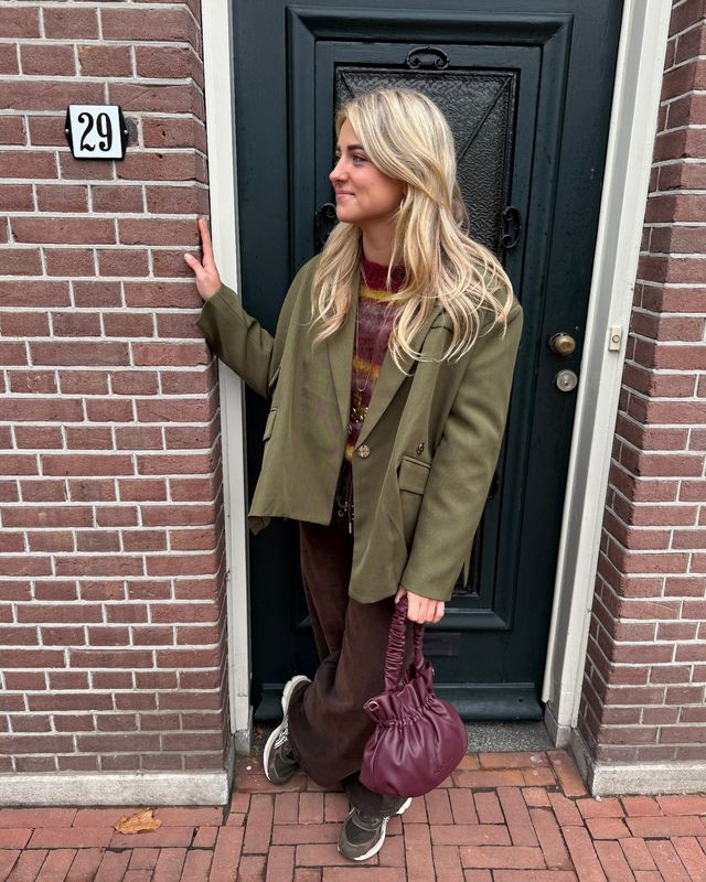 LOA BLAZER