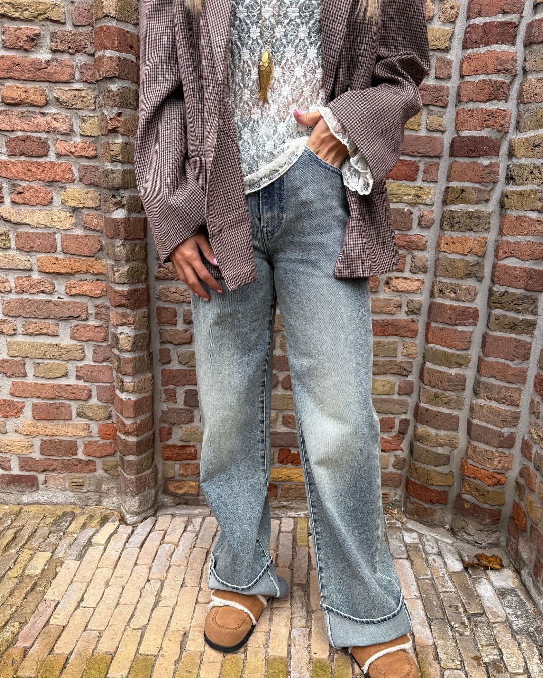 LOOSE FIT JEANS WITH FOLD blue