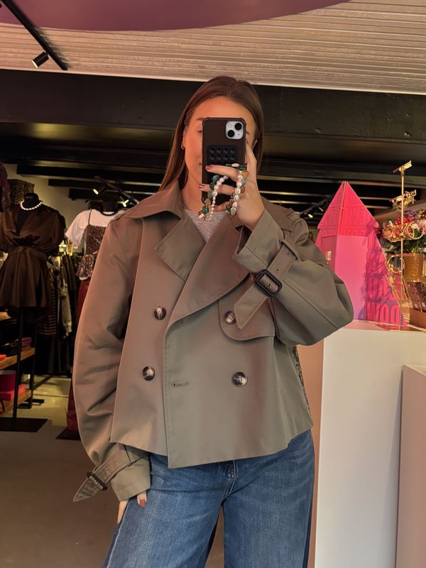 Attire Amsterdam - trenchcoat Dior green