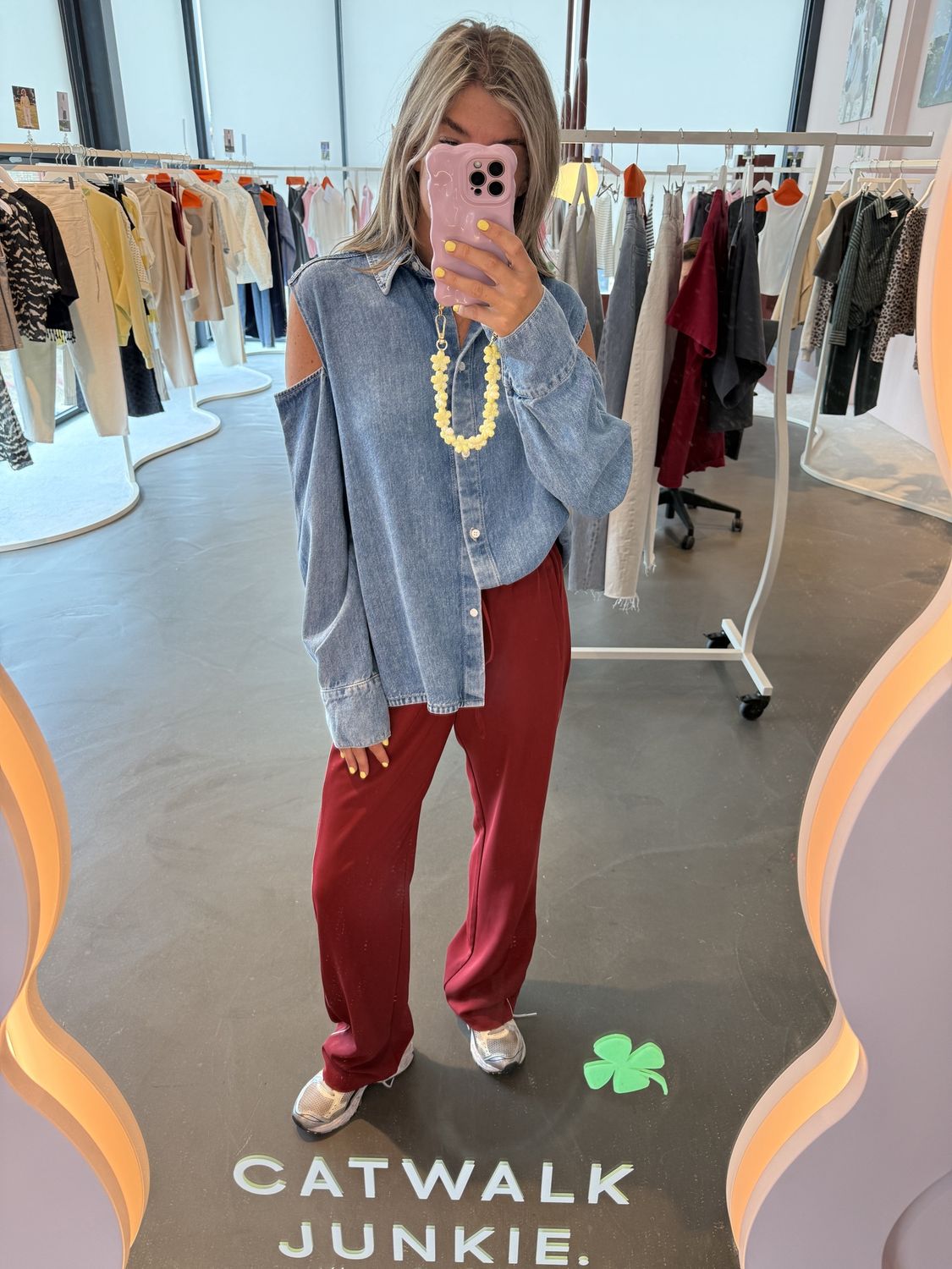 Tracksuit trousers with piping