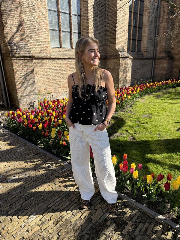 Dotted spaghetti top black