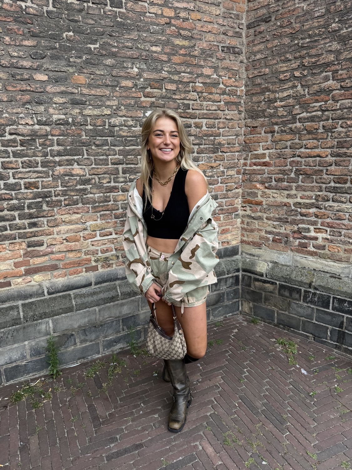 Cleo camo short