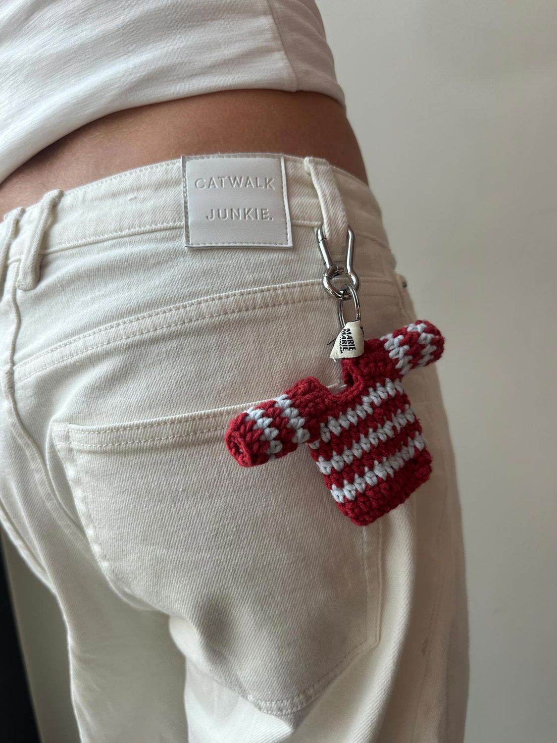 Keychain stripe tee