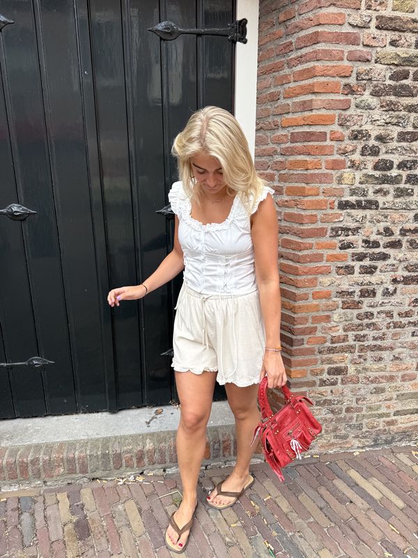 Aileen ruffle short - ecru