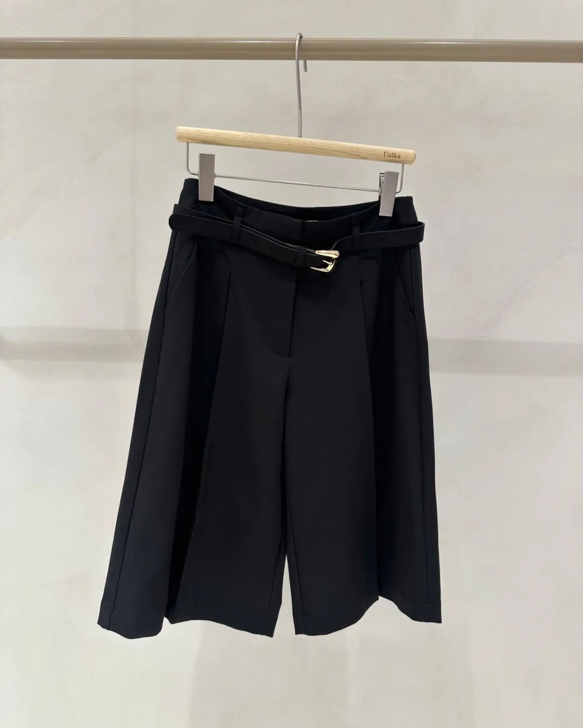 Claire bermuda black