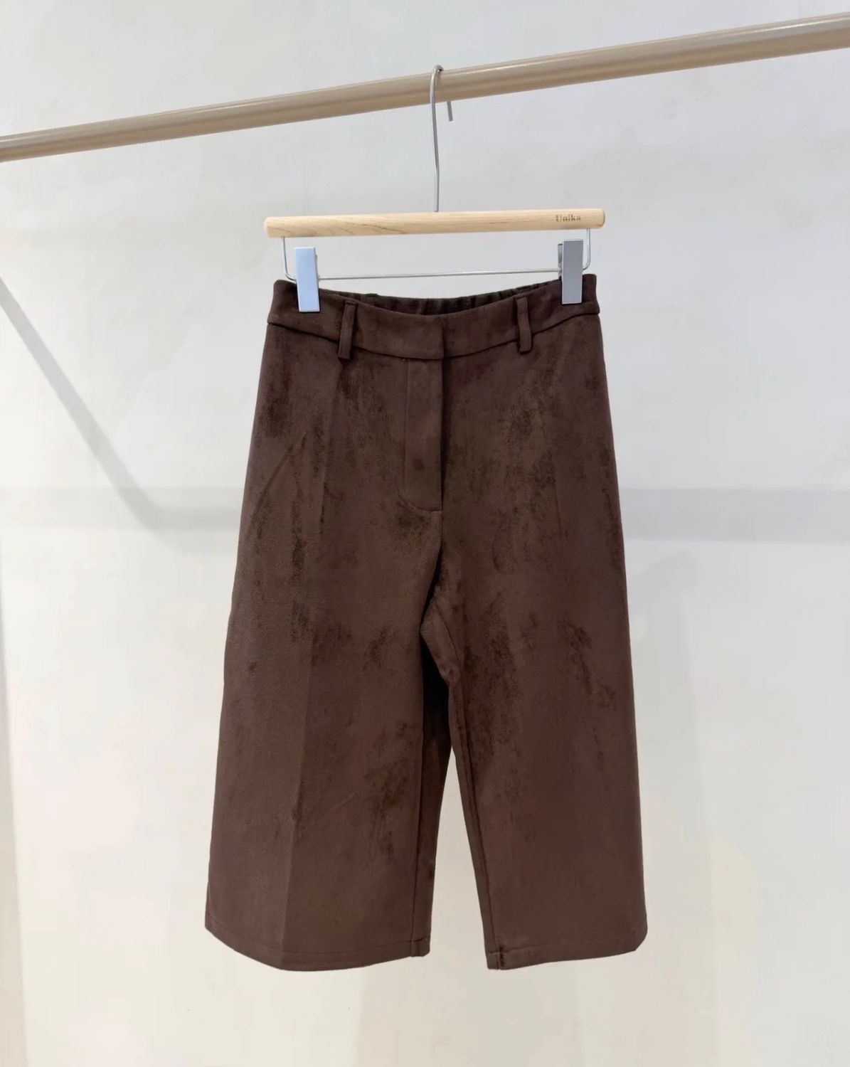 Suede bermuda choco