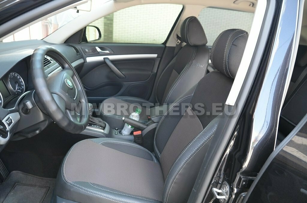 Comfort series with brown textile