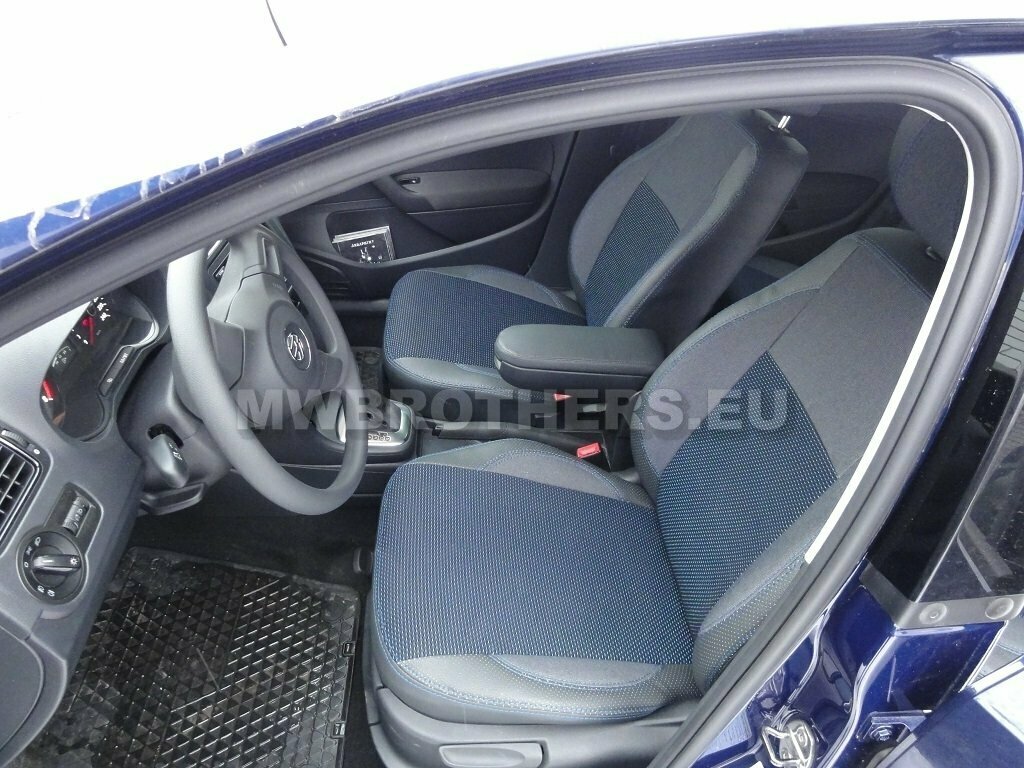 Comfort series with blue textile and blue stitching