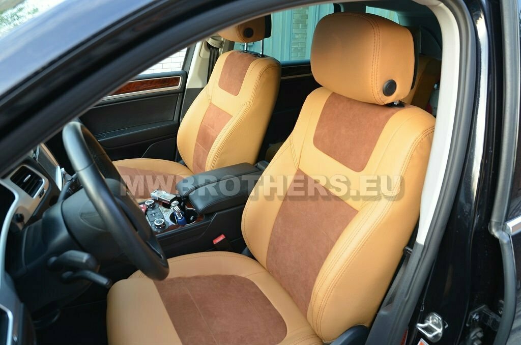 Leather series with beige leather and brown alcantara and brown stitching