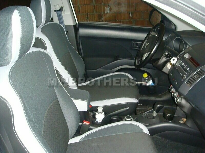 Comfort series with white leather