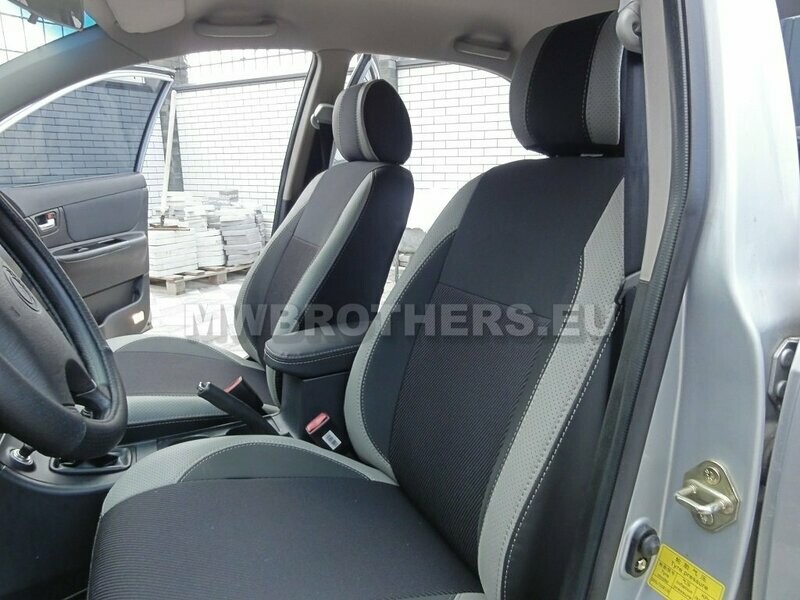 Comfort series with white leather