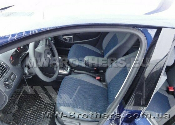 Comfort series with blue textile and blue stitching