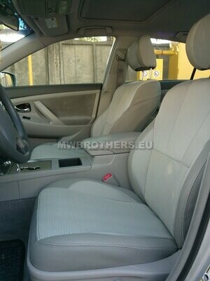 Comfort series with white leather and white textile