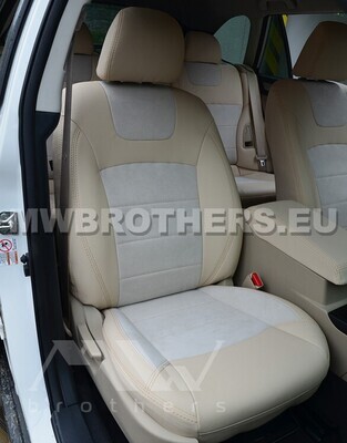 Leather series in beige with beige alcantara