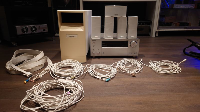 Bose 5.1 Acoustimass 10 V system 
