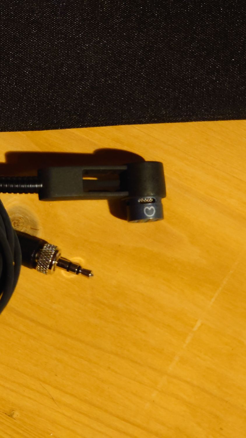 Sennheiser E908
