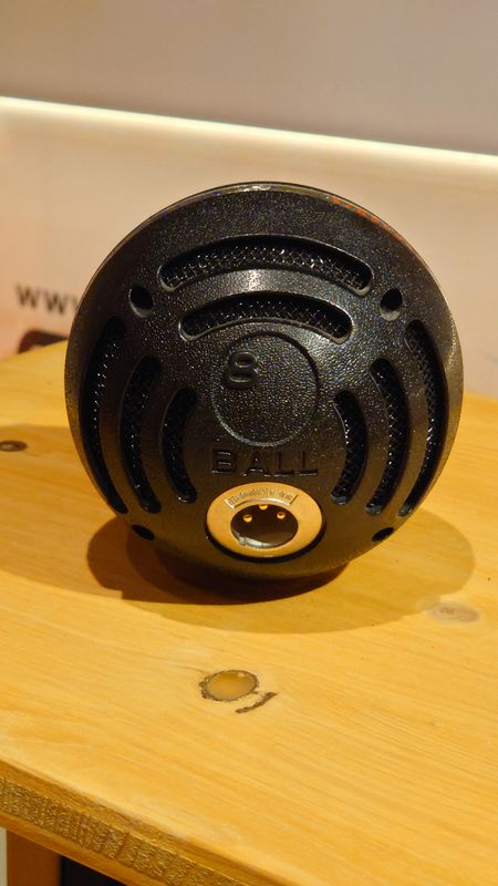 Blue 8 Ball