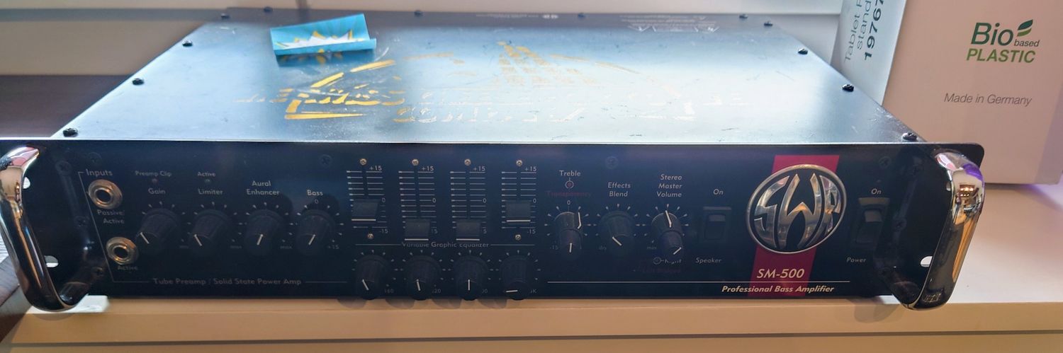 SWR SM500 Classic Series Bass Amplifier Head (500 Watts)