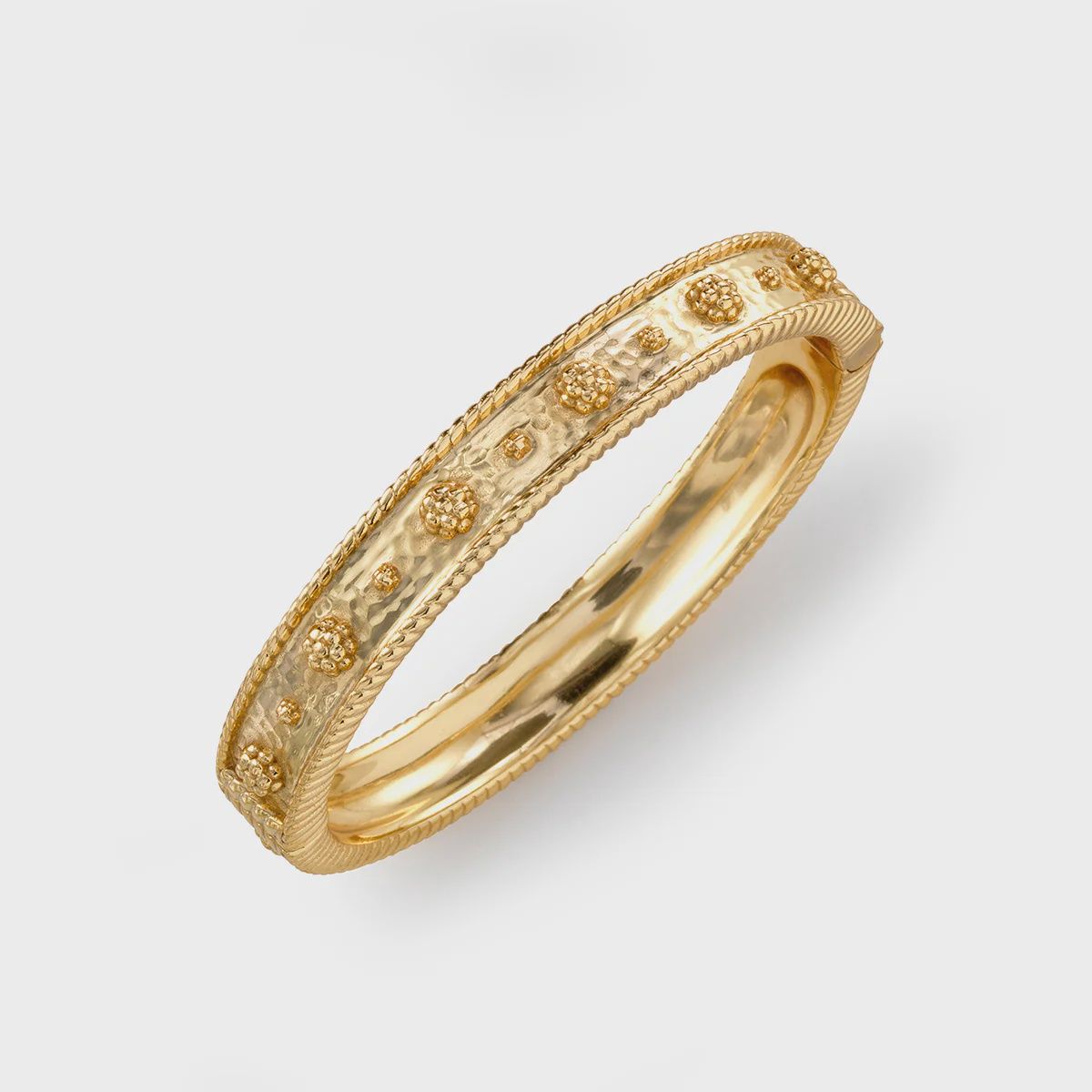 Berry Classic Hinged Bangle Gold