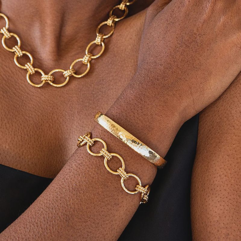 Cleopatra Oval Hinged Bangle Hammered Gold