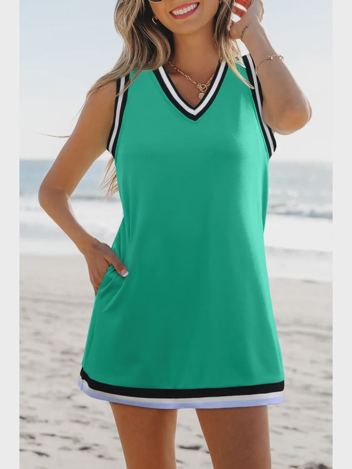 Green Colorblock V Neck active dress