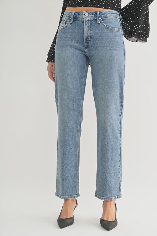Full length straight jean light denim Full length straight jean light denim