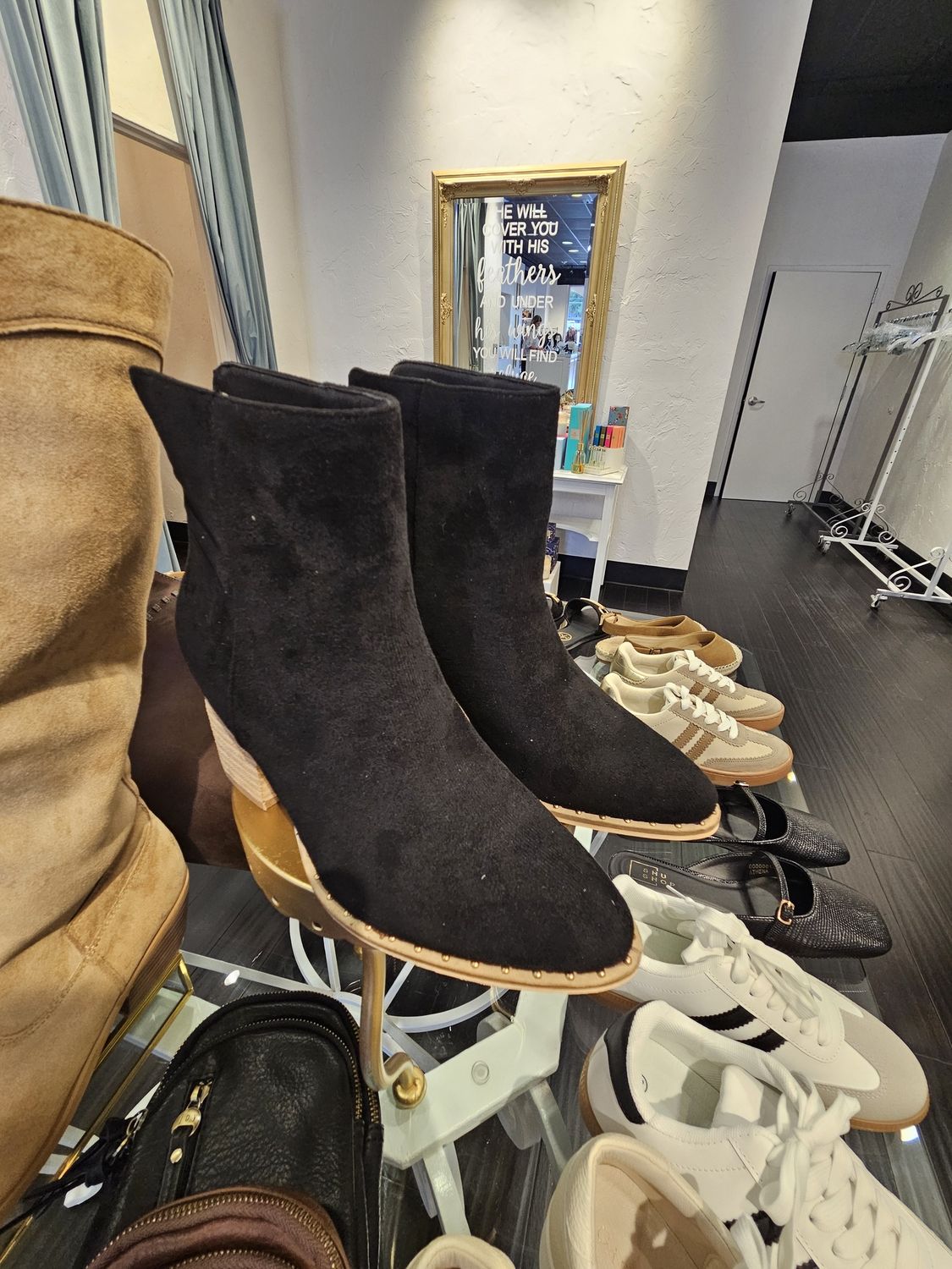 Wesley Suede AnkleBooties - Black Wesley Suede AnkleBooties - Black