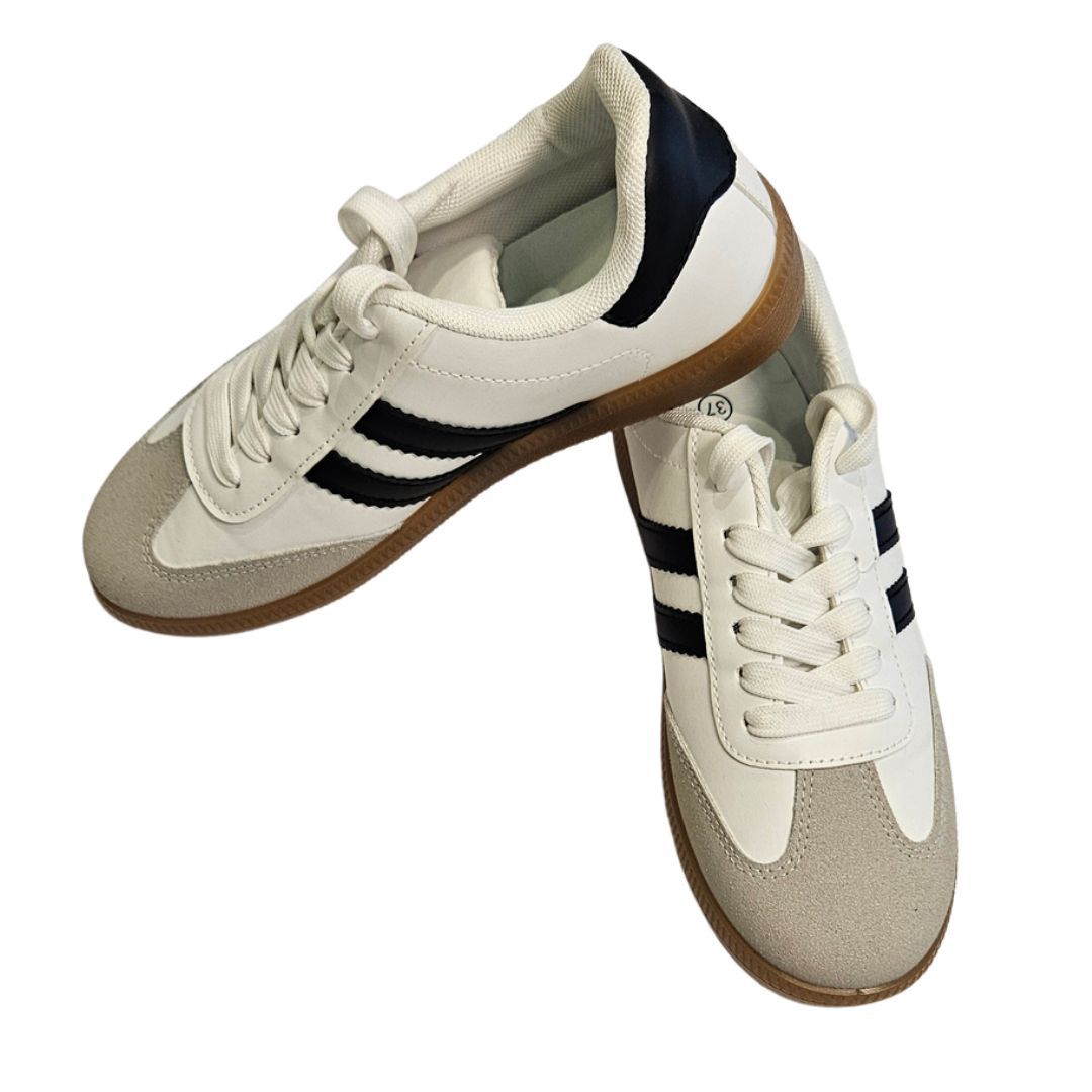 Retro Casual Trainer, white/black trim