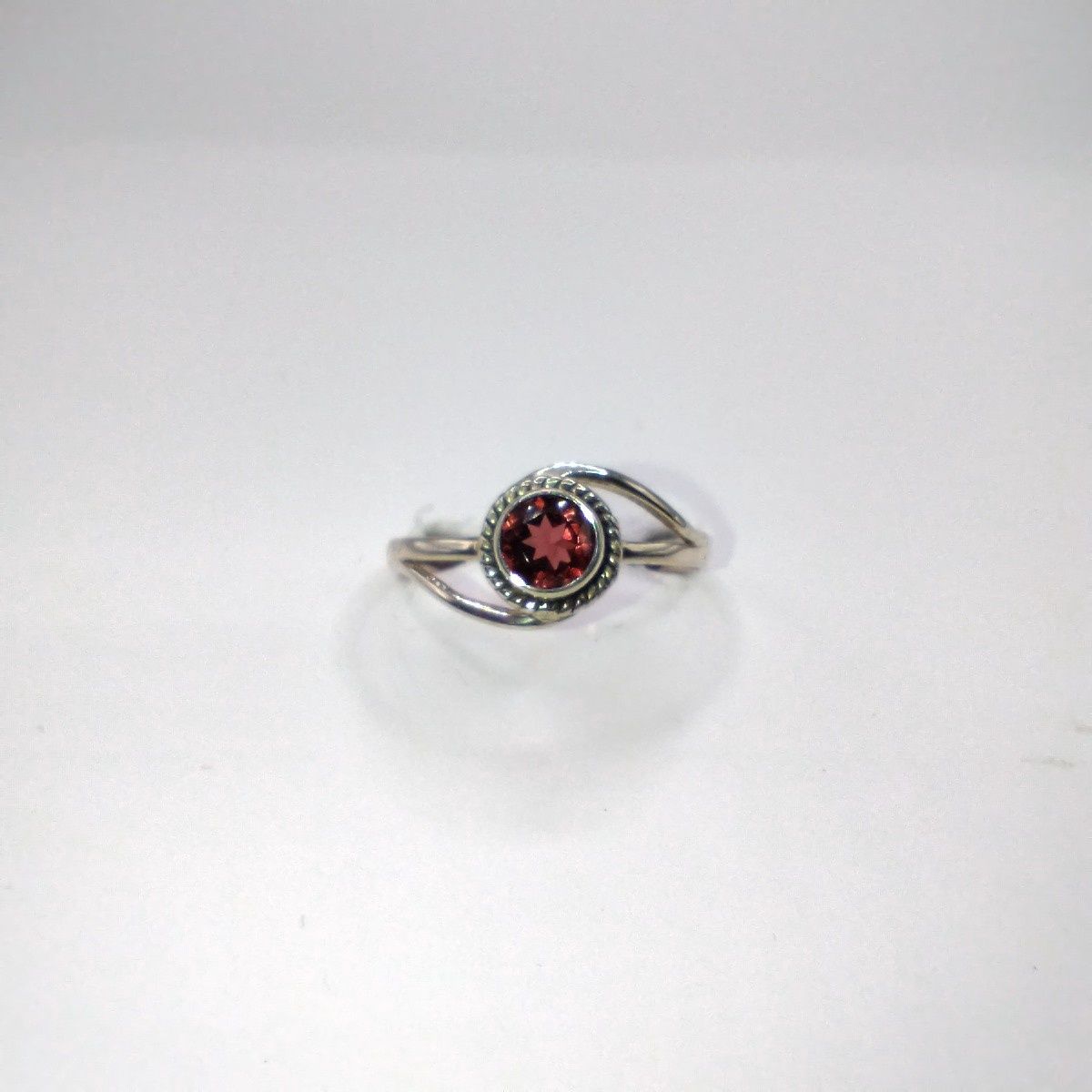 Garnet Sterling Silver Infinity Ring Size 8