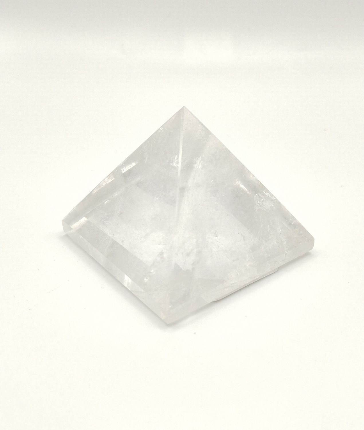 Clear Quartz - Pyramid - LOT 1125 - CC - 3
