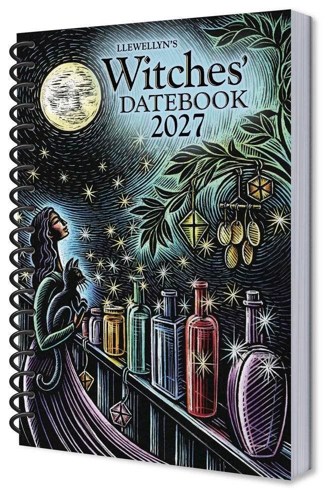 Llewellyn's 2027 Witches' Datebook: Daily Magic