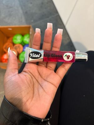 Vital lip Gloss Cherry