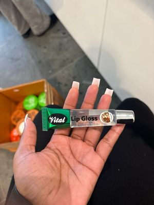Vital lip Gloss  Vitamine