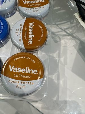 Vaseline Lip Therapy Cocoa Butter