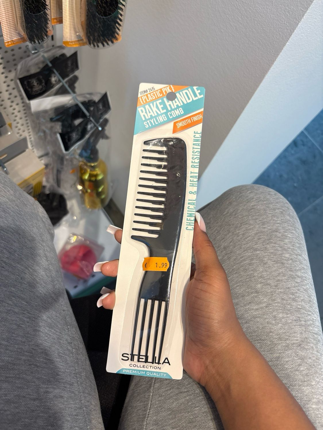 Rake Handle Styling Comb