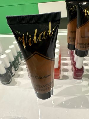 VITAL HOT CHOCOLATE FAUNDATION MAKE-UP VITAL HOT CHOCOLATE FAUNDATION MAKE-UP
