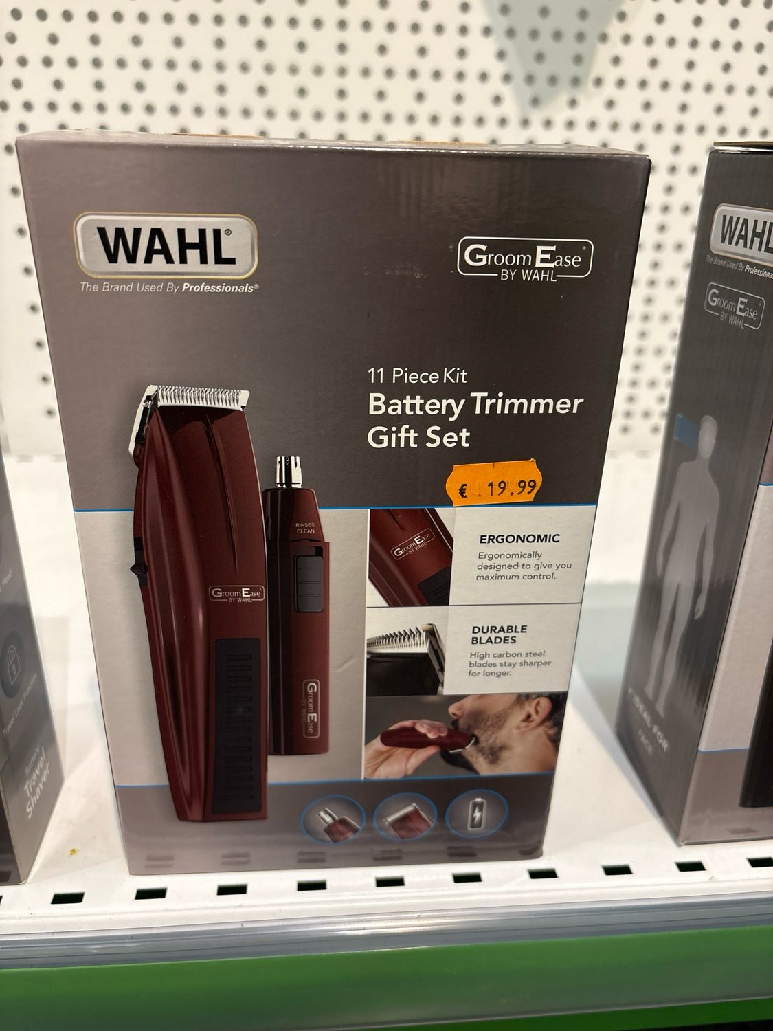 Wahl 11 Pieces Battery Trimmer Gift Set