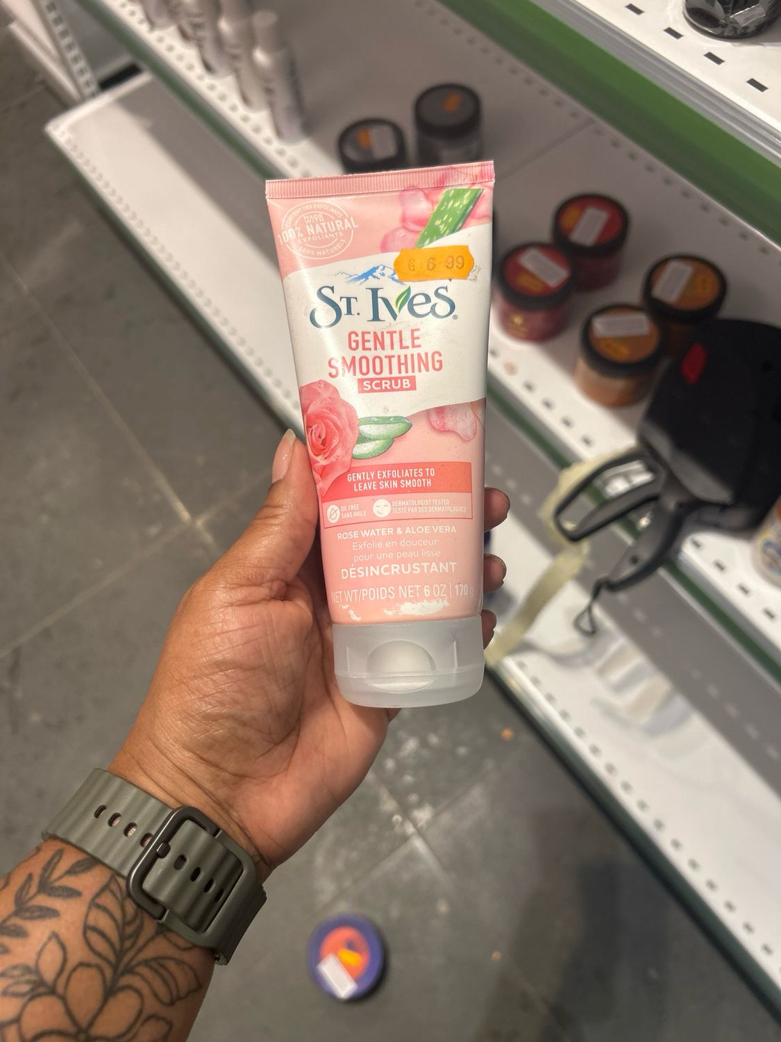 ST IVES GENTLE SMOOTHING SCRUB ST IVES GENTLE SMOOTHING SCRUB