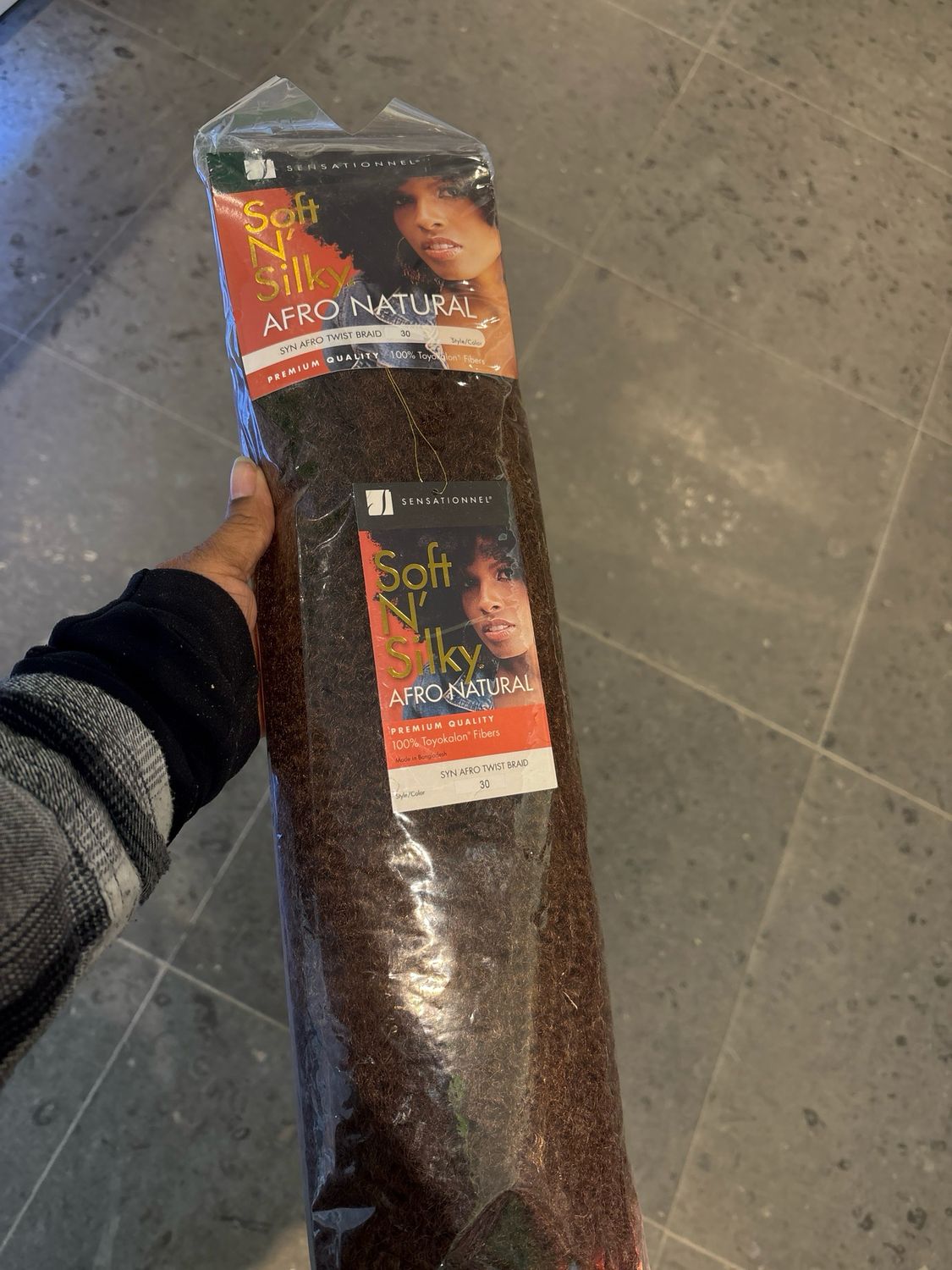 SOFT N SILKY AFRO NATURAL TWIST BRAID COLOR 30