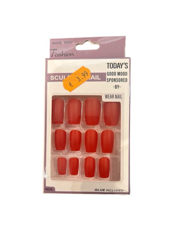 KISS YOU FASHION SCULPTED NAIL