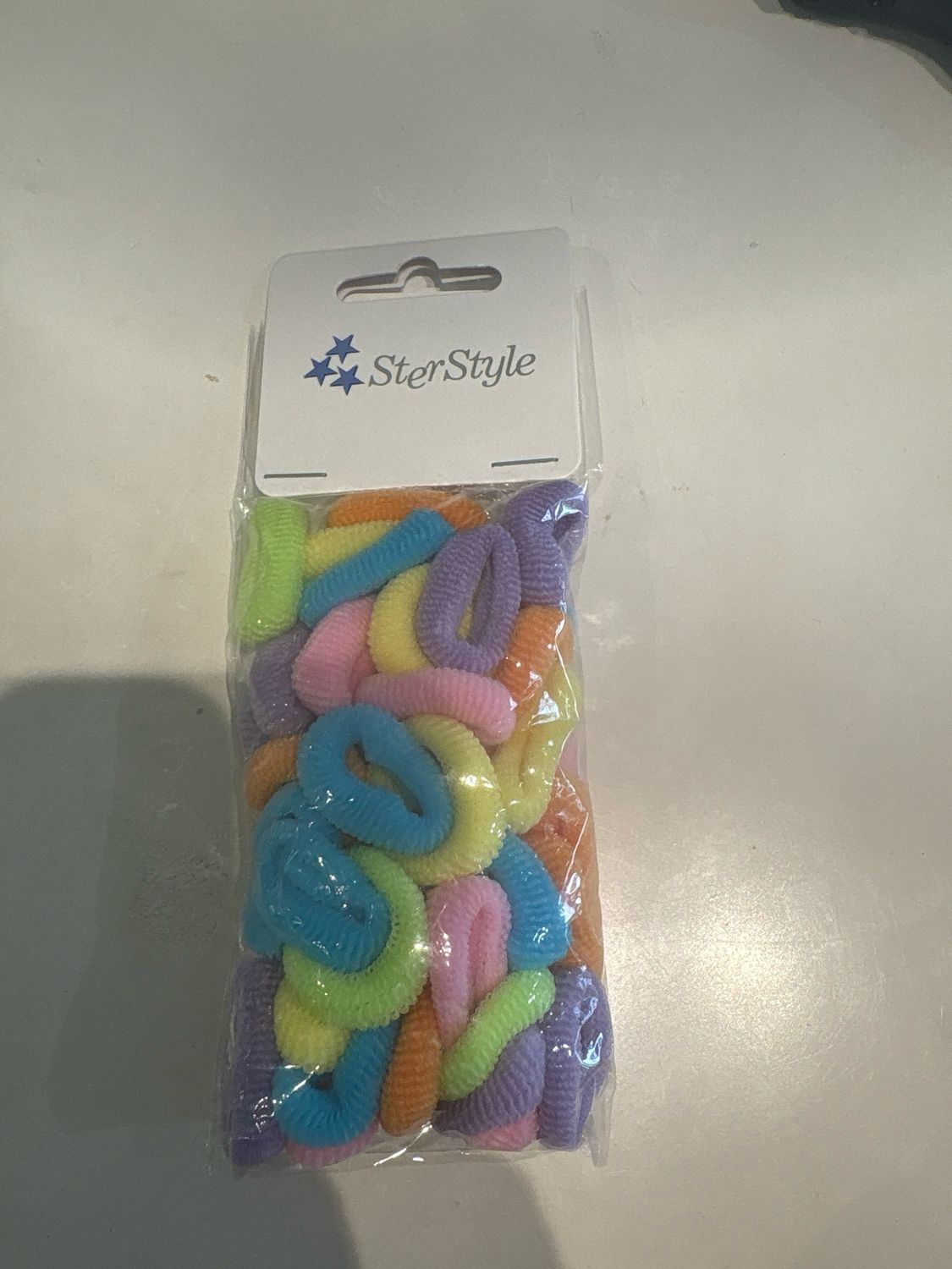 STERSTYLE KLEINE HAAR ELASTIEK Black/wit/ gekleurd