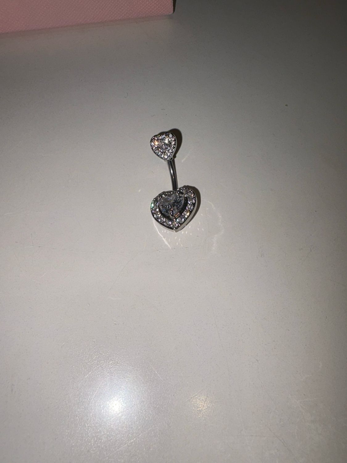 Navelpiercing groot hart met randje