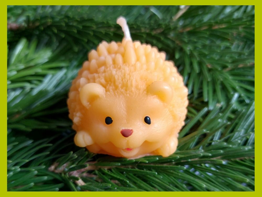 Bienenwachskerze &quot;Igelchen&quot; Handbemalt