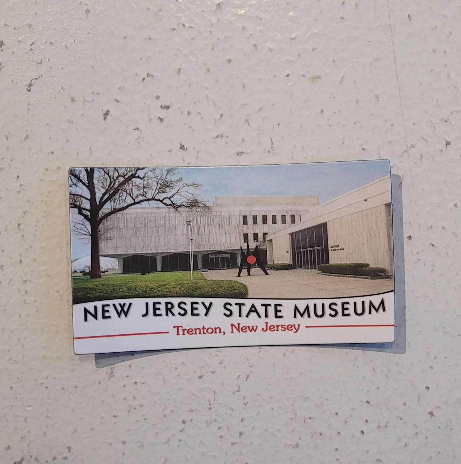 A magnet featuring a photo of the New Jersey State Museum.