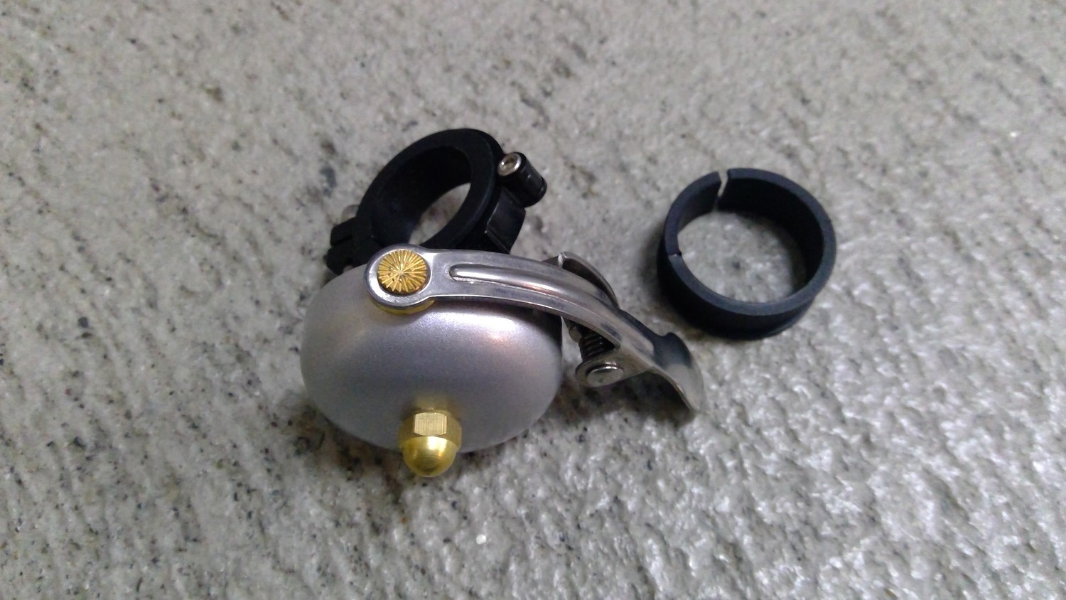 Glocke ROCKBROS 40 mm Silber 21,5 / 24,5 mm