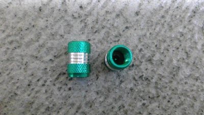 Ventilkappen Schrader Alu eloxiert gerade Grün 1Paar