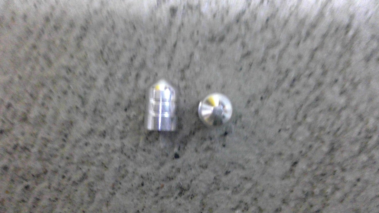 Ventilkappen Schrader Alu eloxiert Spitz Silber 1Paar